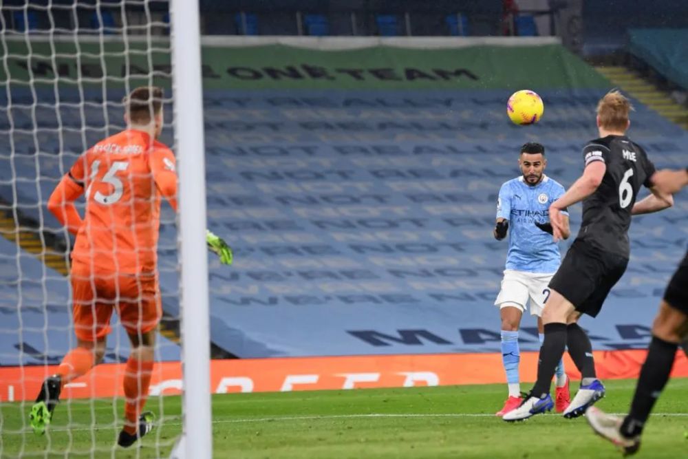 法尔克：拜仁考察了累西腓体育中场泽-卢卡斯，巴萨也有意