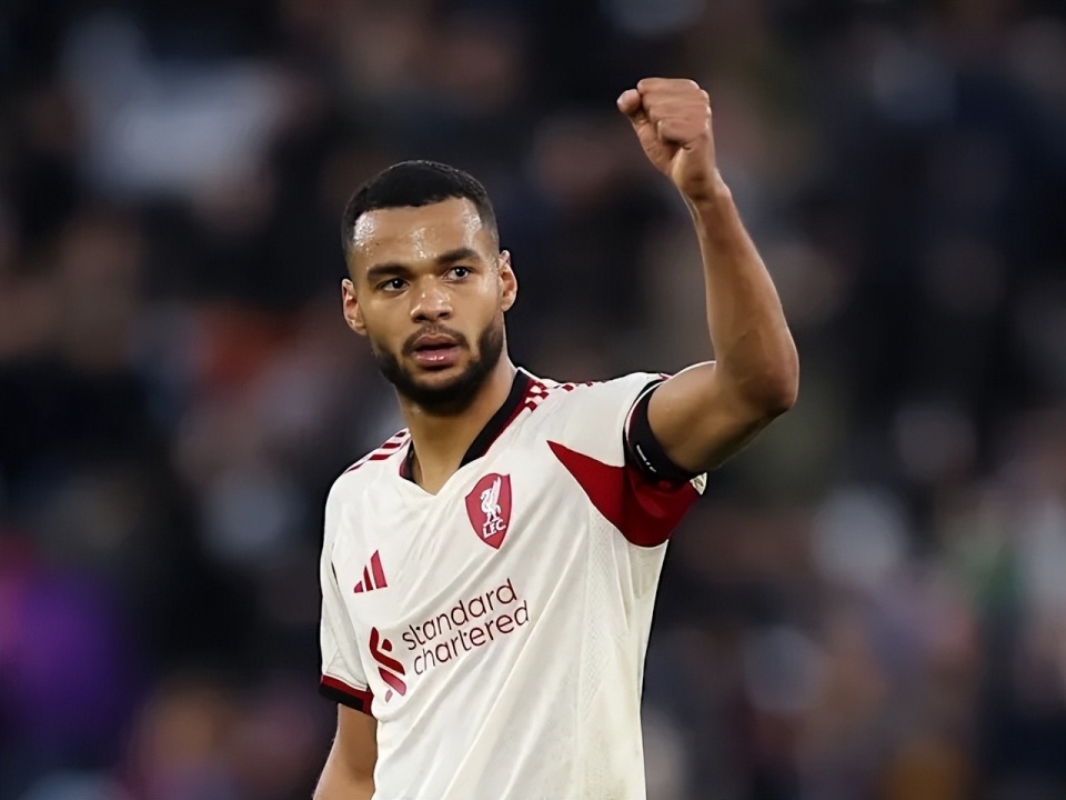 诺伊尔：孔帕尼有很多值得称道的优点；我现在只专注于俱乐部