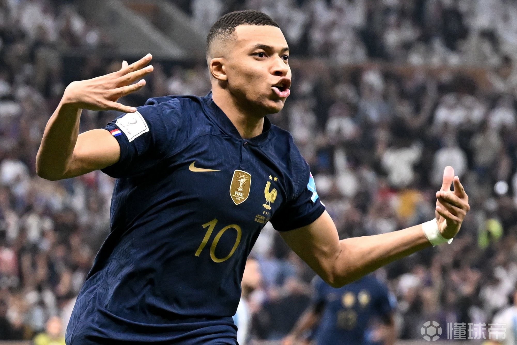 韩鹏：不可能让依木兰和陈泽仕踢全场，再受伤会影响国青集训