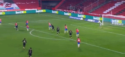 小蜘蛛：我是个好胜的人；巴黎和巴萨的兴趣？赛季结束再说吧