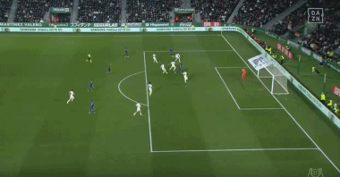 图片报：尤文和费内巴切想冬窗签磁卡，但球员不考虑提前离队