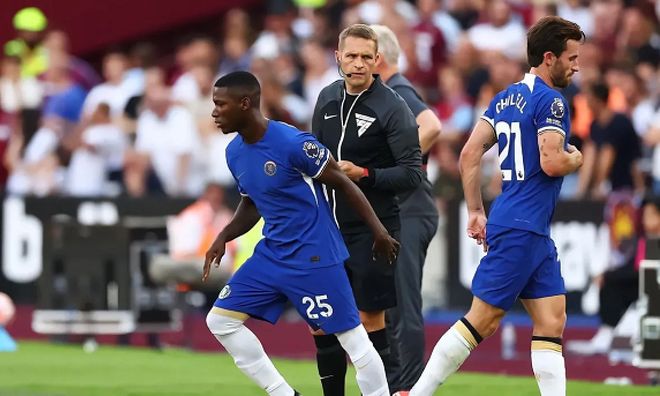 国际米兰vs拉齐奥：劳塔罗-马丁内斯、恰尔汗奥卢首发，罗马尼奥利、贡多齐出战