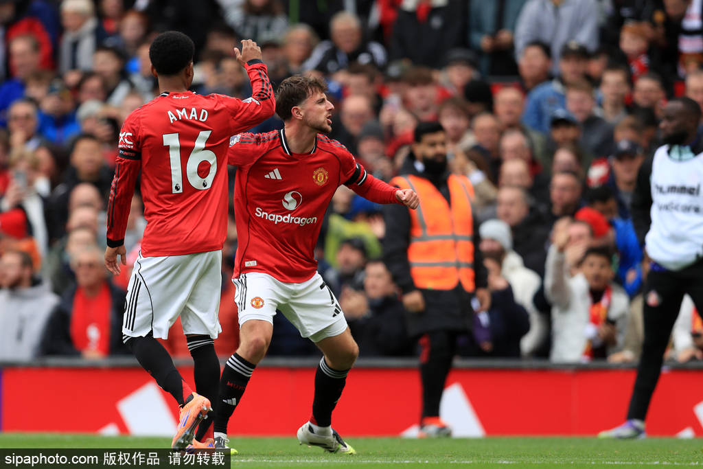 拉齐奥球迷抗议俱乐部导致球场空荡荡，洛蒂托：我不接受威胁